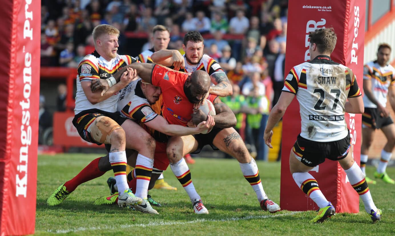 2015 - Dewsbury v Hunslet - Mikali Aizue